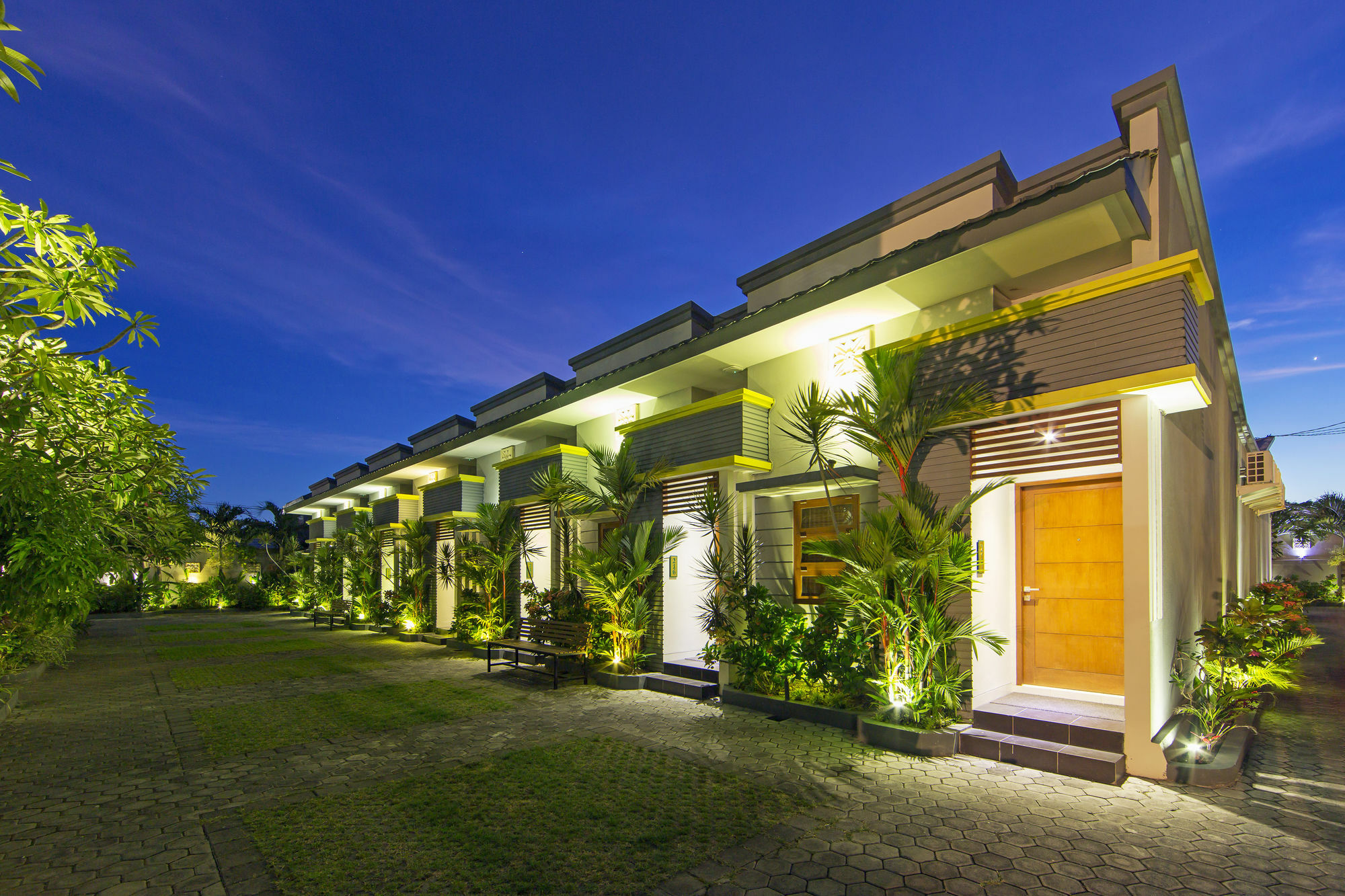 The Banyumas Villa Denpasar Dış mekan fotoğraf