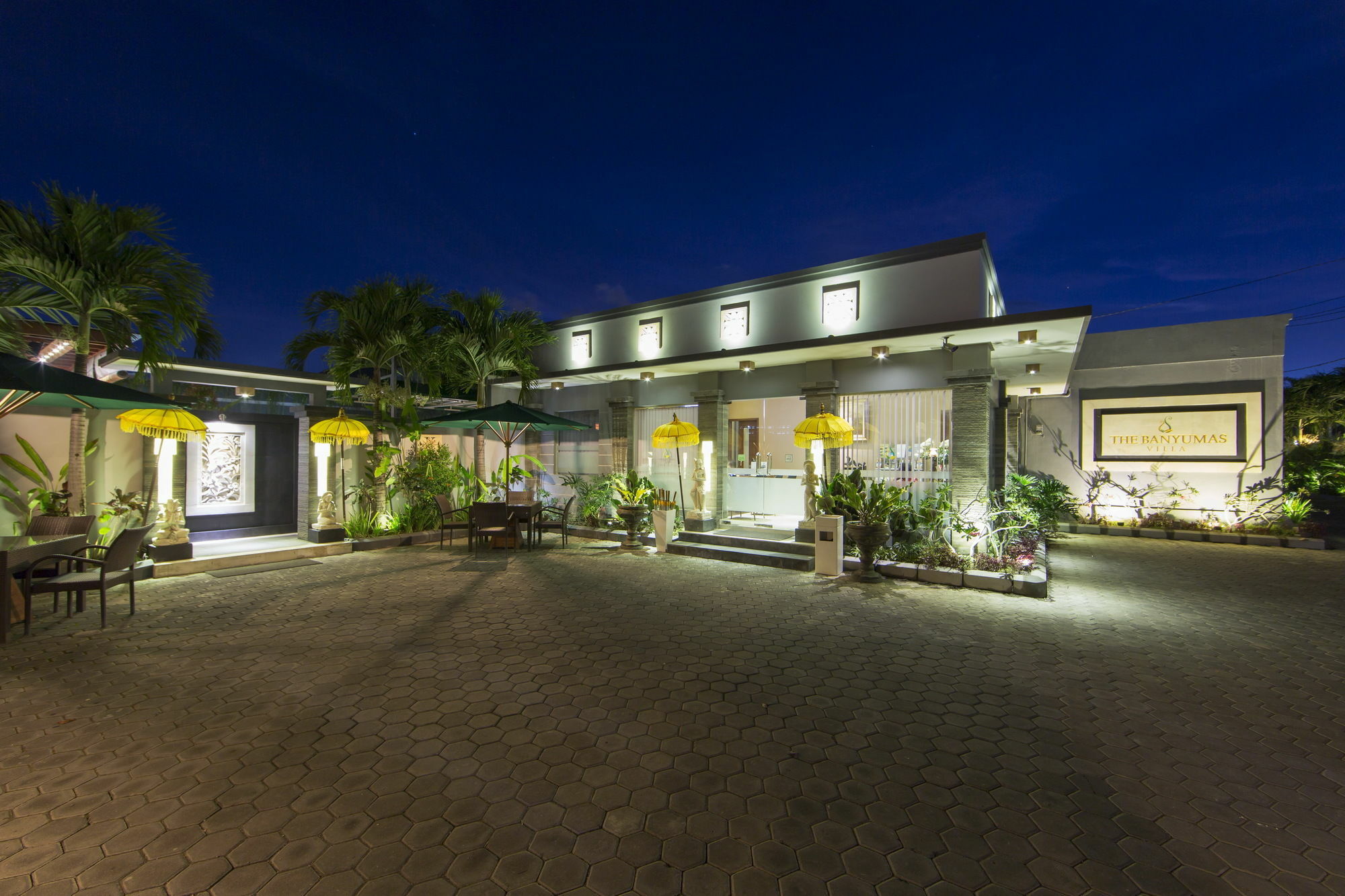 The Banyumas Villa Denpasar Dış mekan fotoğraf